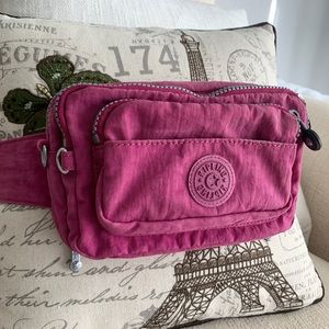 Kipling pink bag ( waist bag )